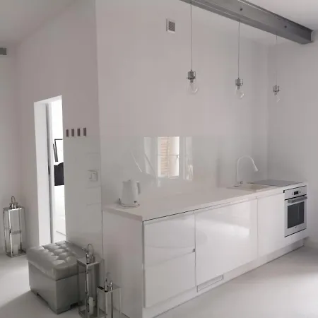 Apartment Przytulny Z Kominkiem Przy Jeziorze Borne Sulinowo
